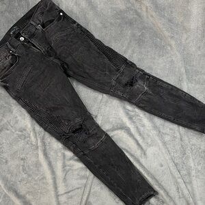 Zara Men's Black Distressed Skinny Jeans